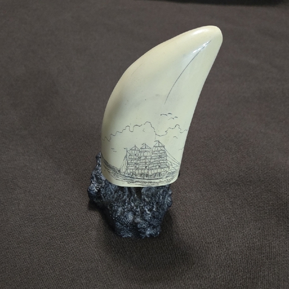 Other - Faux Whale Tooth Scrimshaw Olde World Sailing Ship Replica
